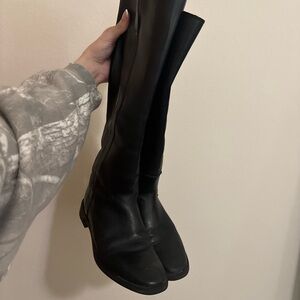 Women's Black Knee-High Split-Toe Leather Boots